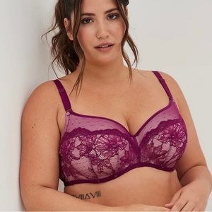 Torrid Sexy Dotted Plum Lace Balconette Bra 40DDD Lightly Lined Back Smoothing